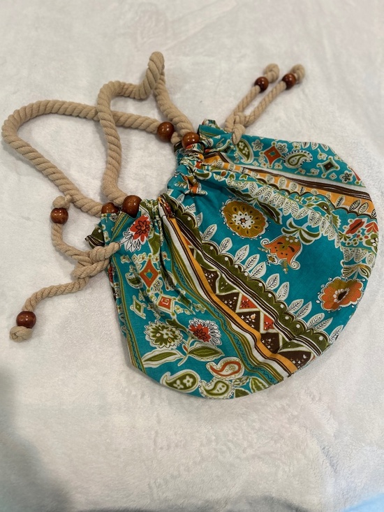 Amici Handbags - Boho Quilted Rope-Handle Drawstring Tote in Teal Floral